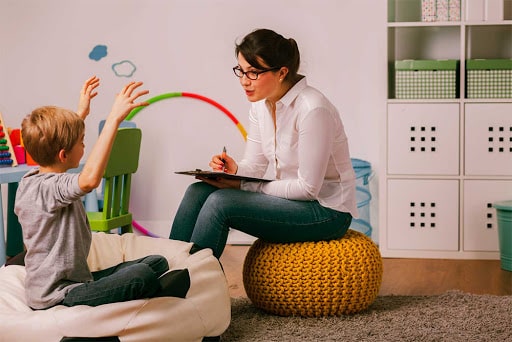 Oyun Terapisi Nedir ve Çocuklara Faydaları Nelerdir?