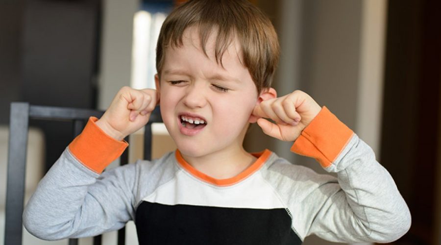 Tikler ve Tourette Sendromu: Belirtileri, Tedavi Yöntemleri ve Psikolog Desteği